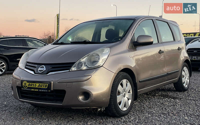 Хэтчбек Nissan Note 2012 в Львове