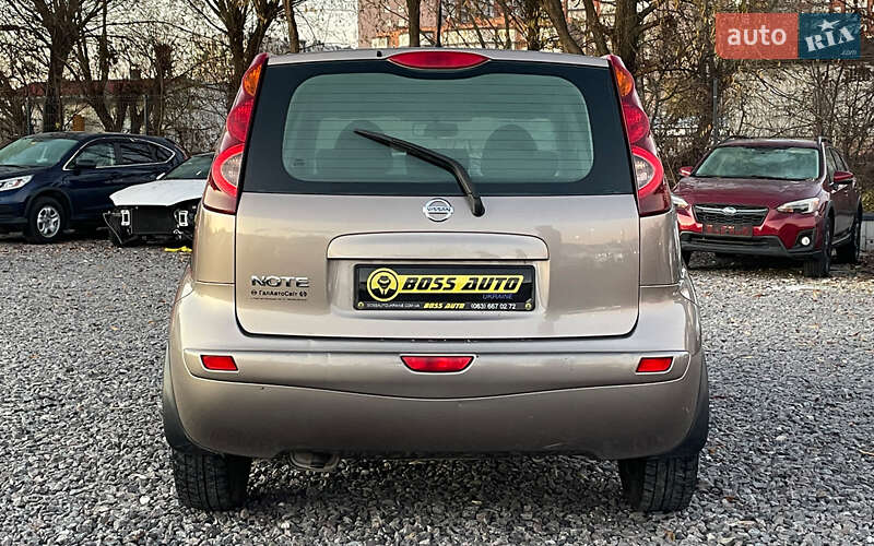 Хэтчбек Nissan Note 2012 в Львове