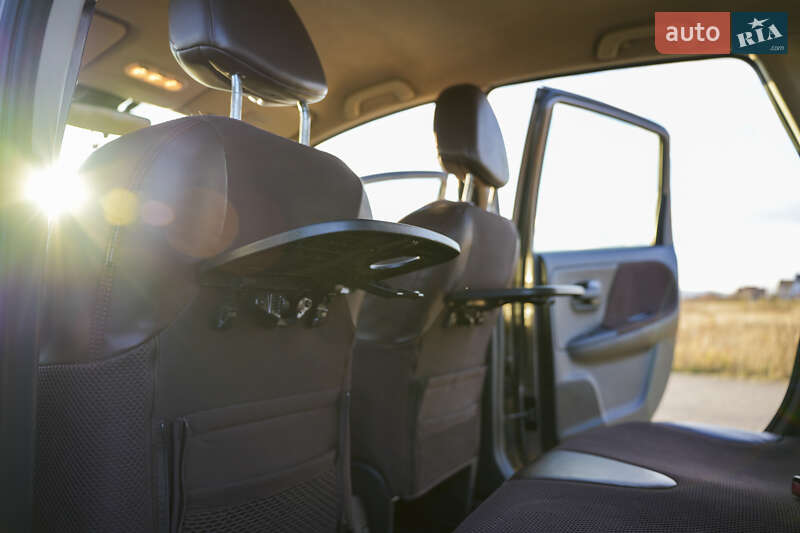 Хэтчбек Nissan Note 2007 в Дрогобыче