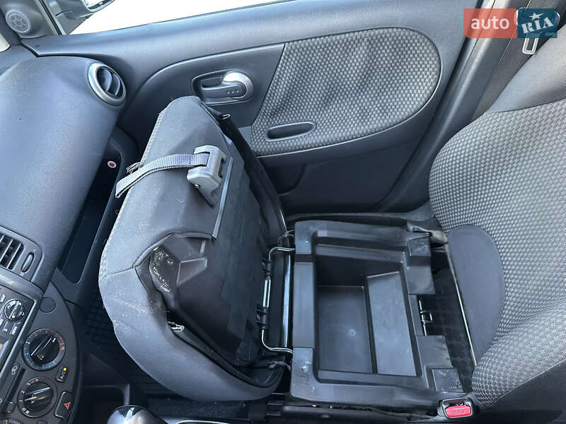 Хэтчбек Nissan Note 2007 в Ирпене