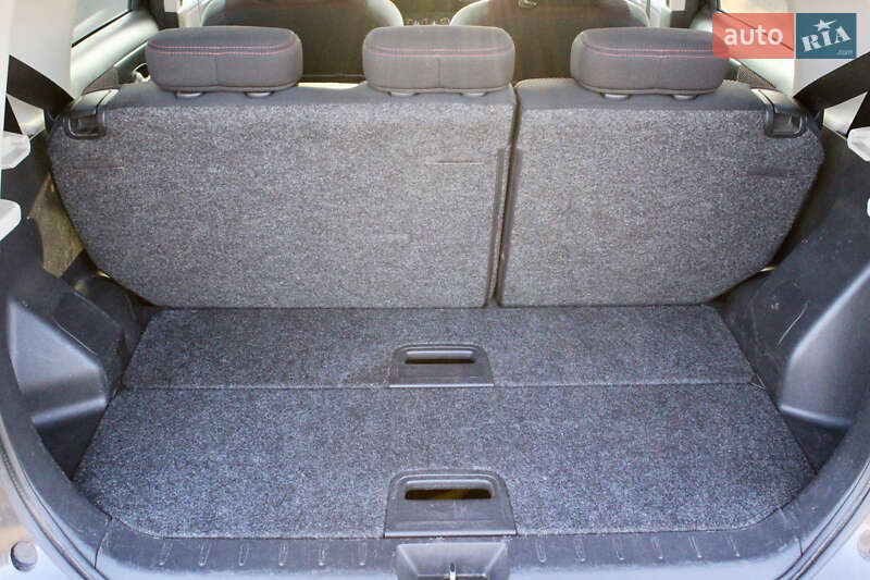 Хэтчбек Nissan Note 2008 в Одессе