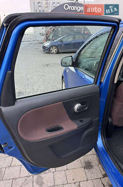 Хэтчбек Nissan Note 2007 в Львове