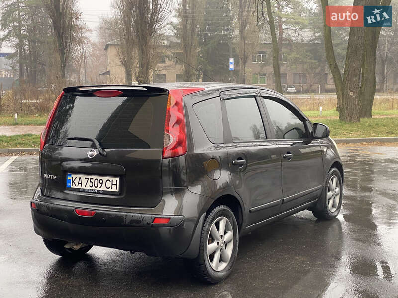 Хэтчбек Nissan Note 2006 в Чернигове фото 5 Хэтчбек Nissan Note 2006 в Чернигове