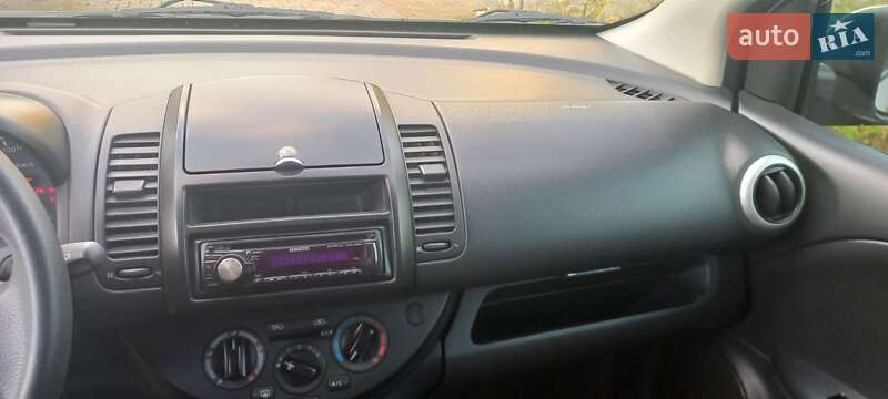 Хэтчбек Nissan Note 2011 в Днепре