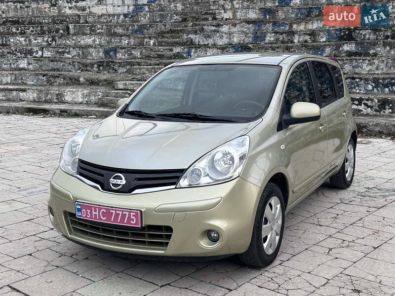 Хэтчбек Nissan Note 2009 в Полтаве