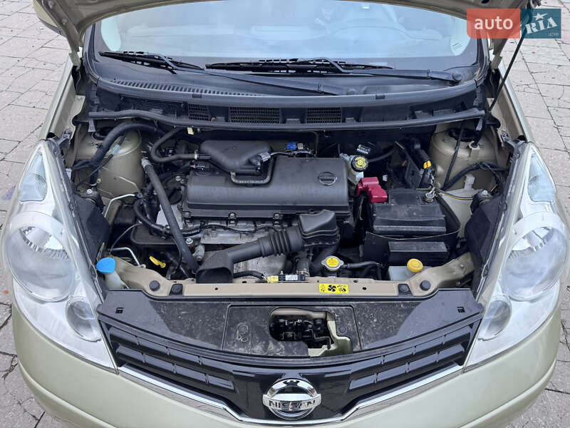 Хэтчбек Nissan Note 2009 в Полтаве