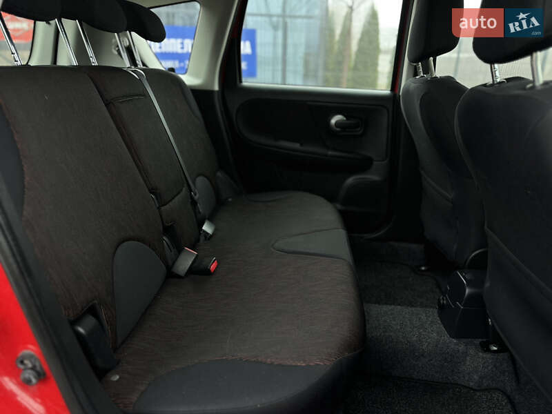 Хэтчбек Nissan Note 2010 в Виннице