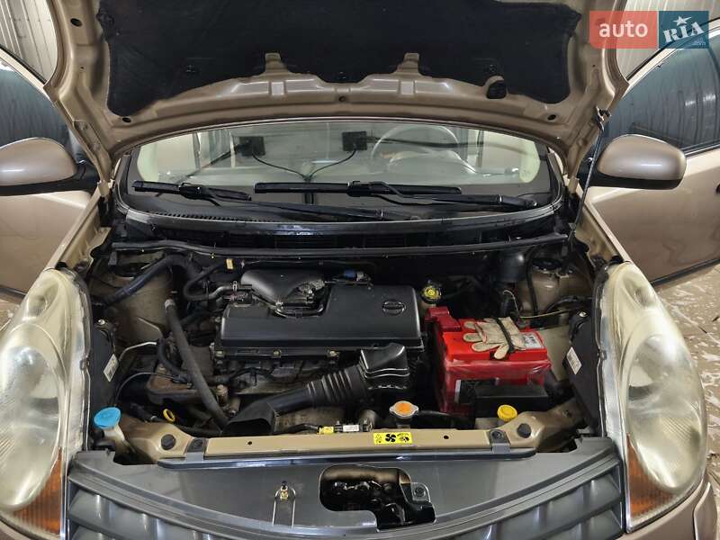 Хетчбек Nissan Note 2008 в Нетішині