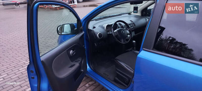 Хэтчбек Nissan Note 2006 в Костополе