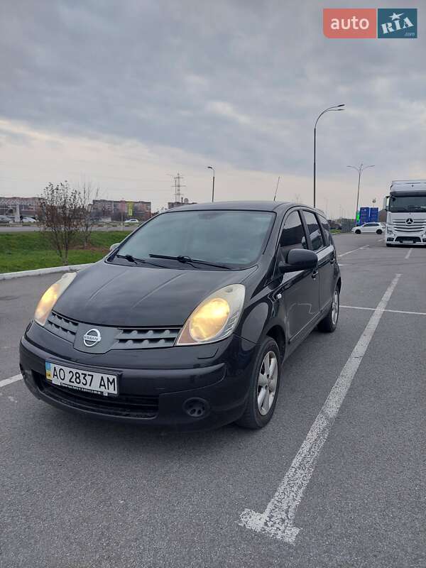 Хетчбек Nissan Note 2008 в Мукачевому