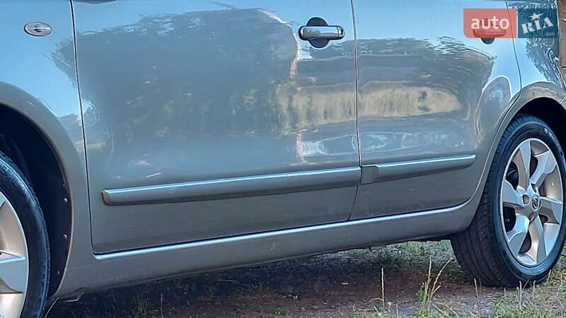 Хетчбек Nissan Note 2010 в Луцьку фото 17 Хетчбек Nissan Note 2010 в Луцьку