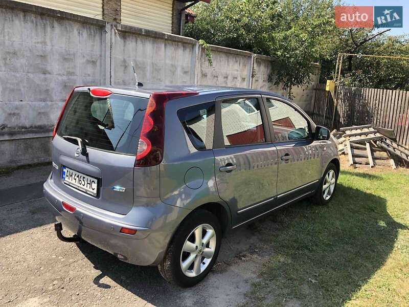 Хетчбек Nissan Note 2010 в Житомирі фото 12 Хетчбек Nissan Note 2010 в Житомирі