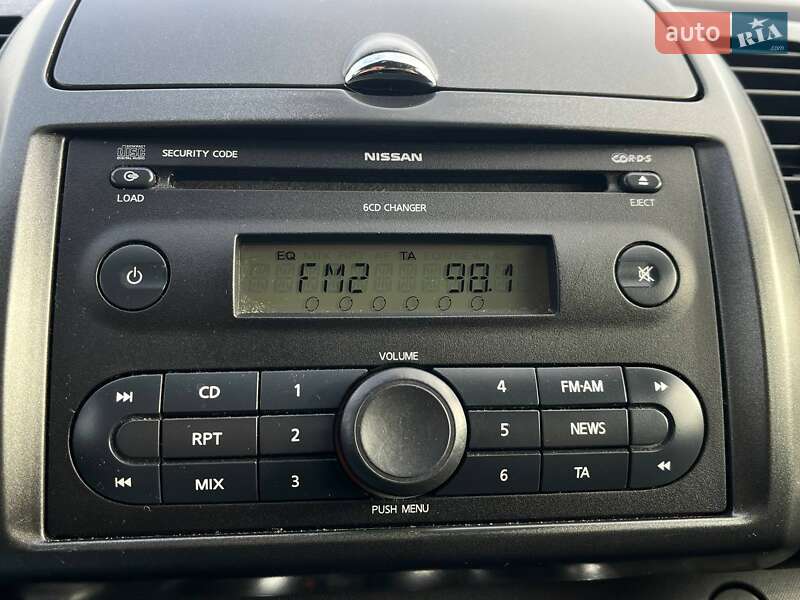 Хэтчбек Nissan Note 2006 в Киеве