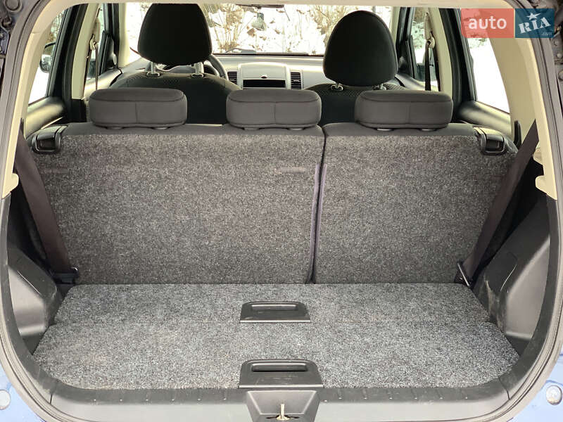 Хетчбек Nissan Note 2007 в Дрогобичі