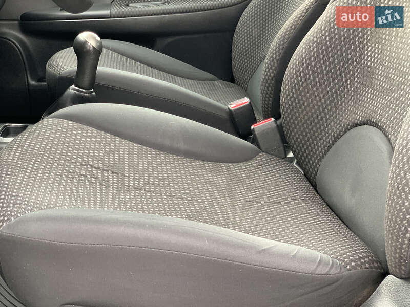 Хетчбек Nissan Note 2007 в Дрогобичі