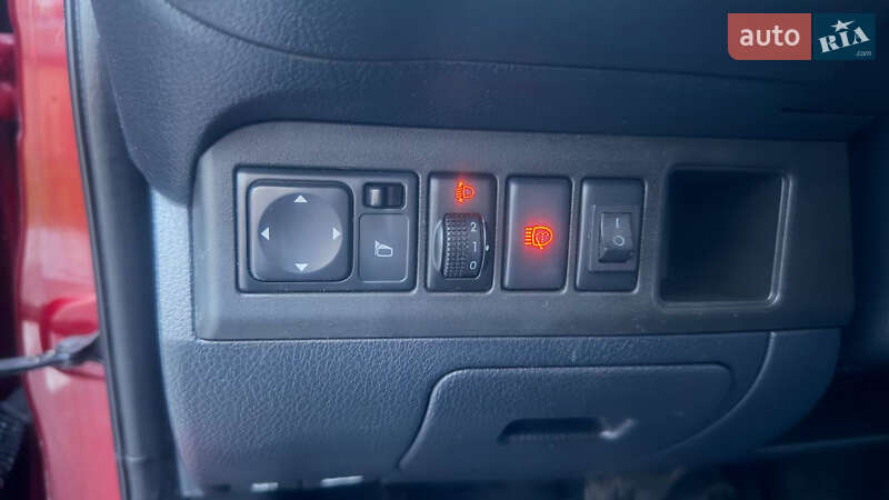 Хэтчбек Nissan Note 2011 в Киеве фото 14 Хэтчбек Nissan Note 2011 в Киеве