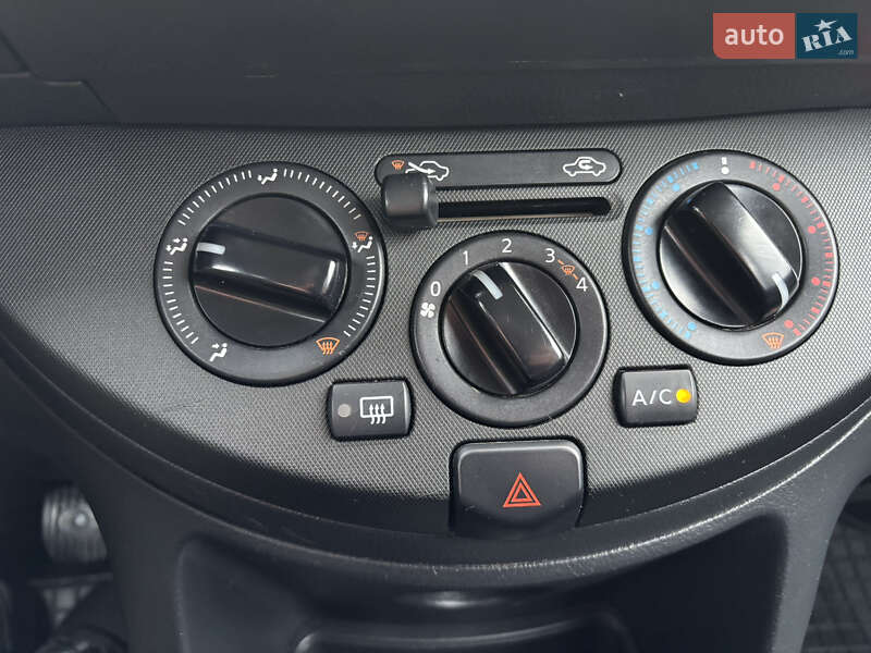 Хетчбек Nissan Note 2008 в Хоролі фото 47 Хетчбек Nissan Note 2008 в Хоролі