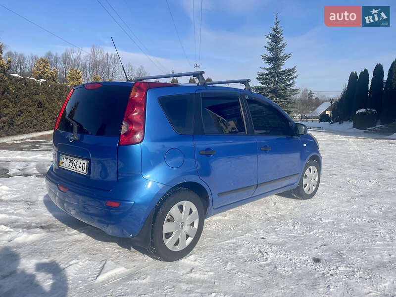 Хэтчбек Nissan Note 2008 в Львове