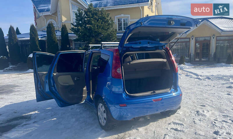 Хэтчбек Nissan Note 2008 в Львове