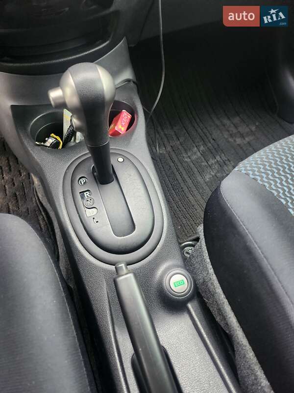 Хэтчбек Nissan Note 2013 в Полтаве