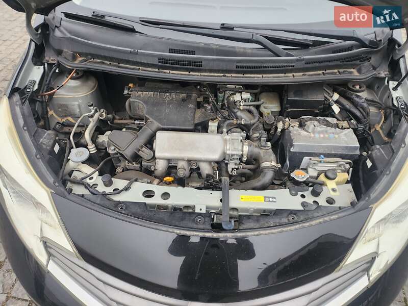 Хэтчбек Nissan Note 2013 в Полтаве