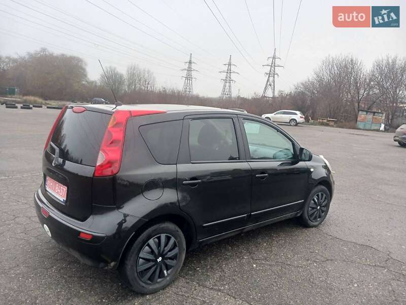 Хетчбек Nissan Note 2008 в Лубнах фото 5 Хетчбек Nissan Note 2008 в Лубнах