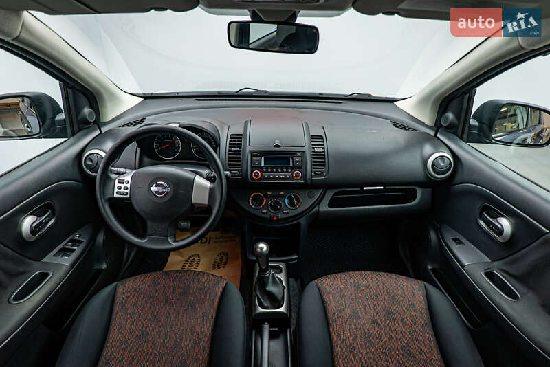 Хетчбек Nissan Note 2011 в Києві