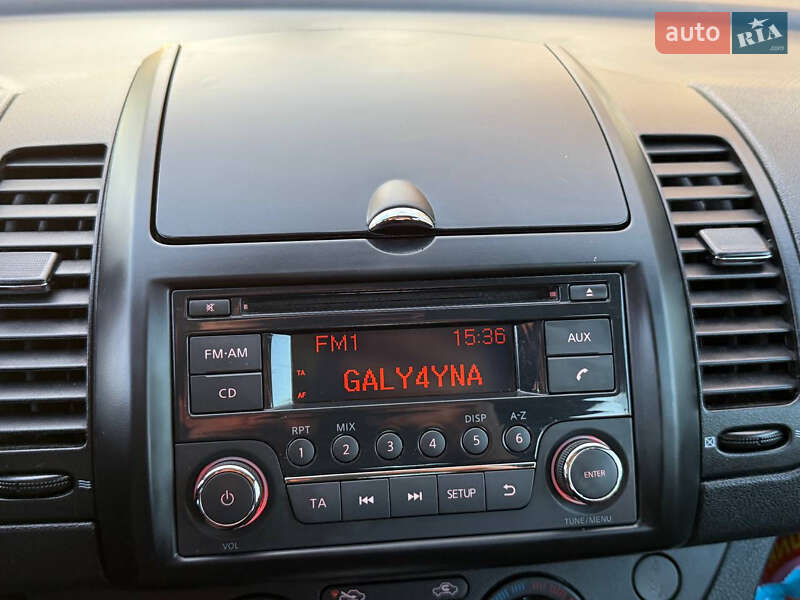 Хэтчбек Nissan Note 2011 в Стрые