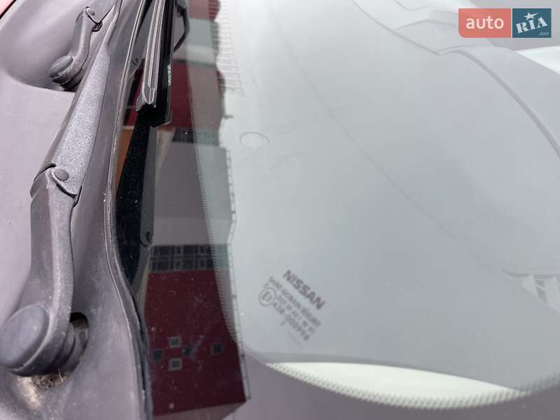 Хэтчбек Nissan Note 2007 в Киеве