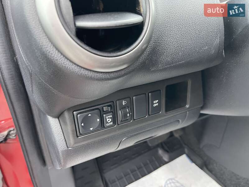 Хэтчбек Nissan Note 2007 в Киеве