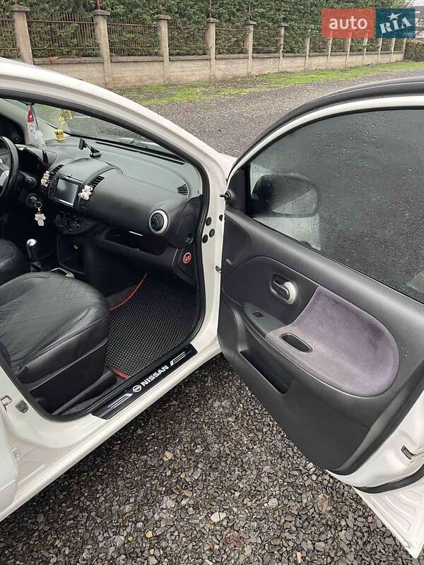 Хетчбек Nissan Note 2010 в Виноградові