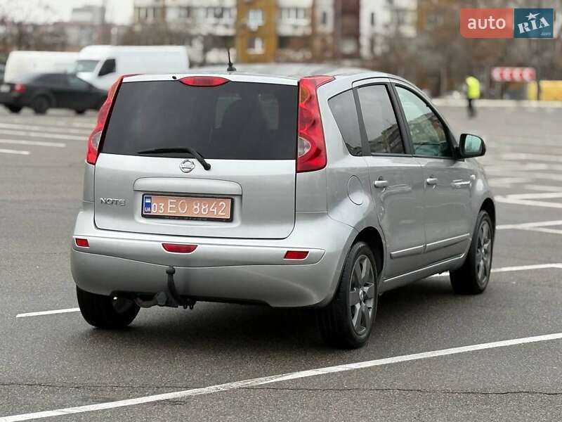 Хэтчбек Nissan Note 2008 в Киеве фото 2 Хэтчбек Nissan Note 2008 в Киеве