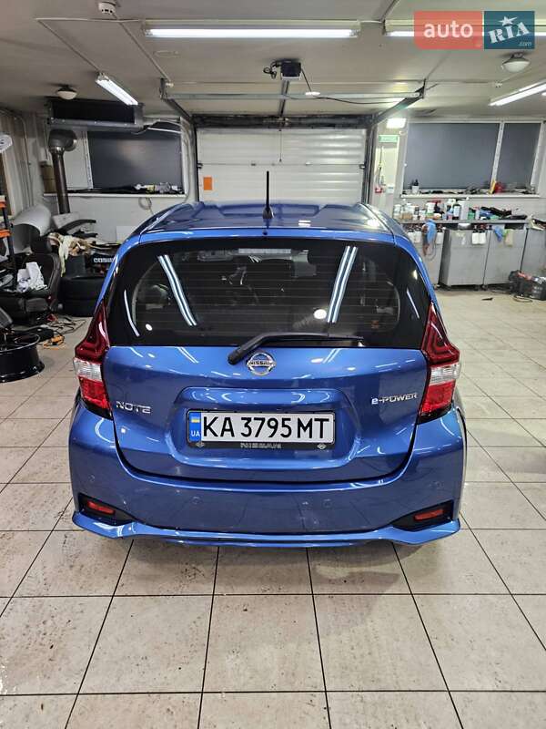 Хэтчбек Nissan Note 2018 в Киеве фото 5 Хэтчбек Nissan Note 2018 в Киеве
