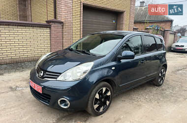 Хэтчбек Nissan Note 2012 в Ахтырке