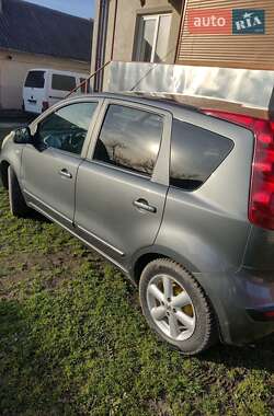 Хэтчбек Nissan Note 2006 в Перемышлянах