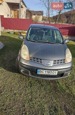 Хэтчбек Nissan Note 2006 в Перемышлянах