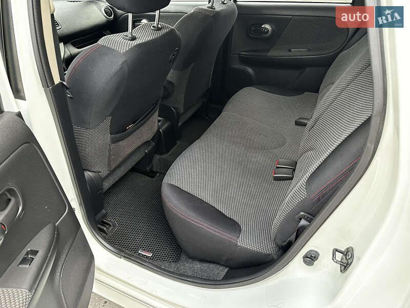 Хетчбек Nissan Note 2011 в Вінниці фото 27 Хетчбек Nissan Note 2011 в Вінниці
