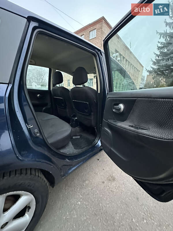 Хэтчбек Nissan Note 2007 в Христиновке