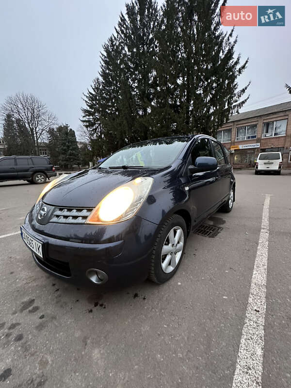 Хэтчбек Nissan Note 2007 в Христиновке