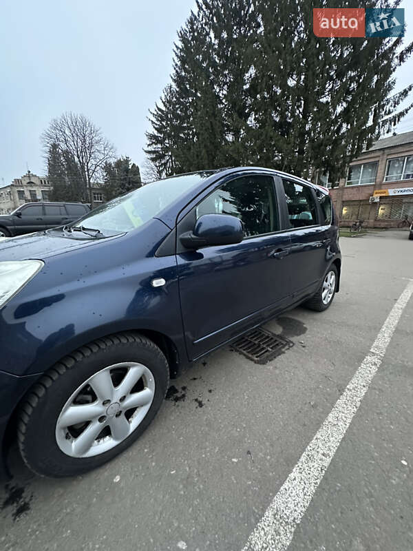 Хэтчбек Nissan Note 2007 в Христиновке