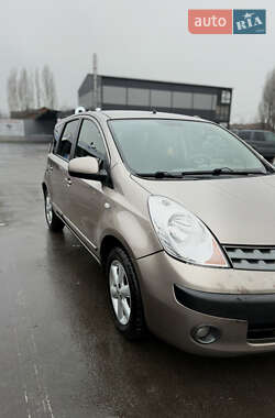 Хэтчбек Nissan Note 2006 в Киеве