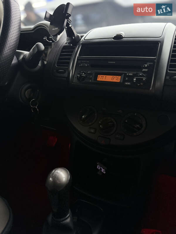 Хэтчбек Nissan Note 2006 в Киеве