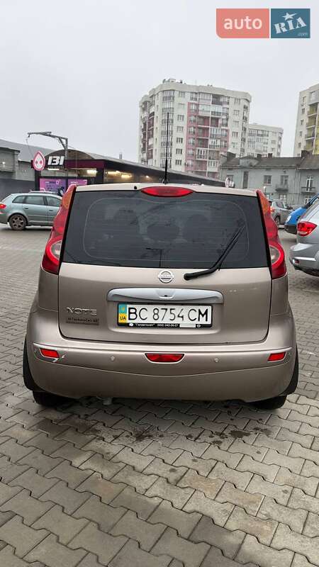 Хетчбек Nissan Note 2011 в Львові фото 5 Хетчбек Nissan Note 2011 в Львові