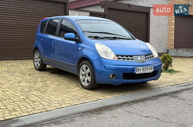 Хэтчбек Nissan Note 2008 в Одессе