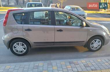 Хетчбек Nissan Note 2008 в Чернігові