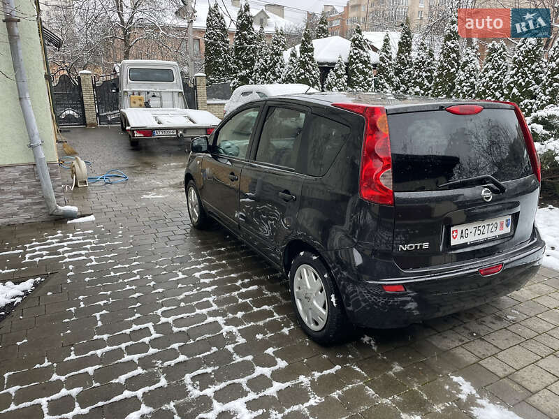 Хэтчбек Nissan Note 2006 в Ивано-Франковске