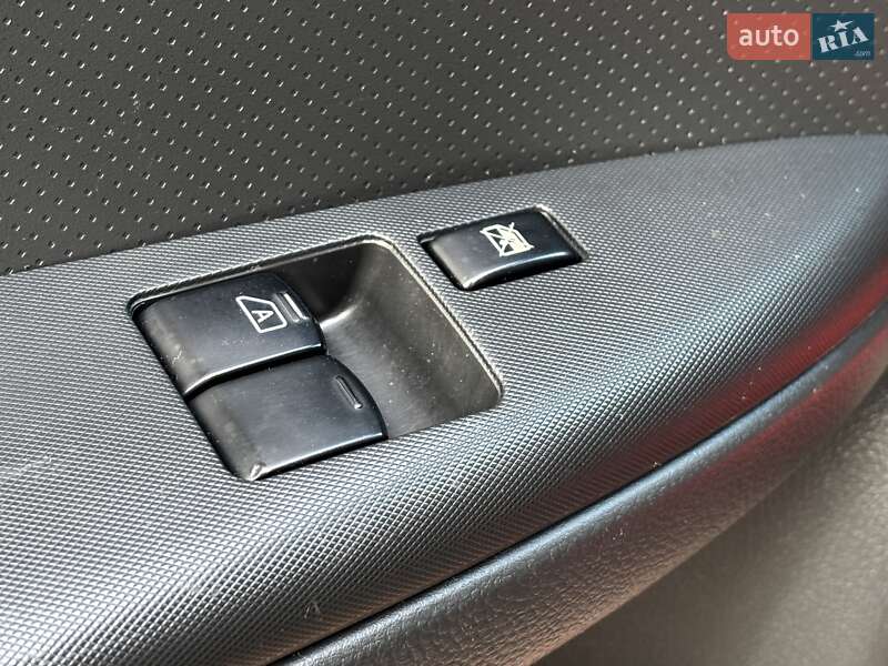 Хэтчбек Nissan Note 2007 в Дрогобыче фото 79 Хэтчбек Nissan Note 2007 в Дрогобыче