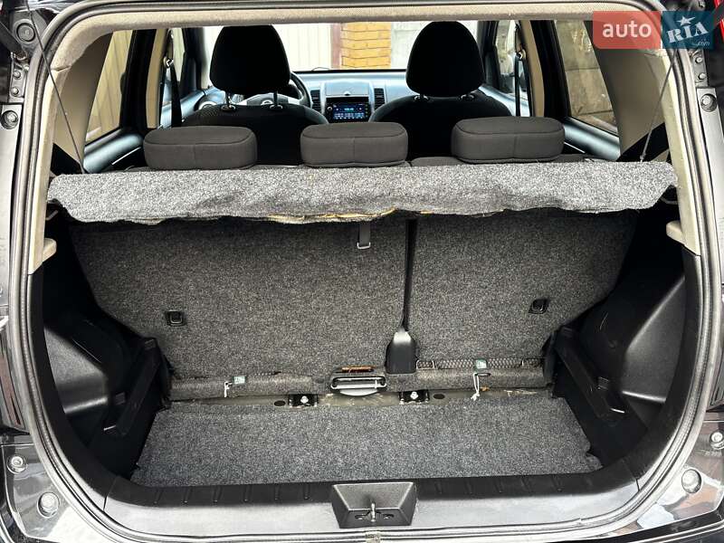 Хэтчбек Nissan Note 2007 в Дрогобыче фото 111 Хэтчбек Nissan Note 2007 в Дрогобыче