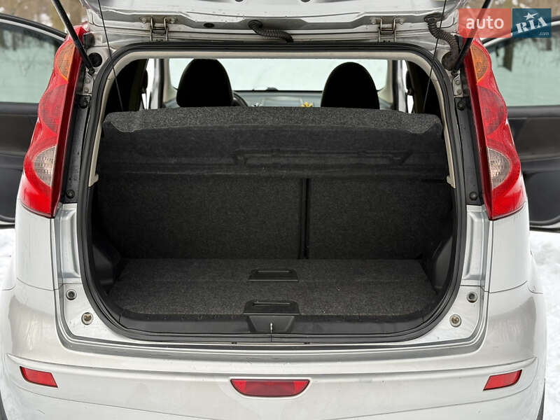 Хетчбек Nissan Note 2008 в Сумах фото 25 Хетчбек Nissan Note 2008 в Сумах