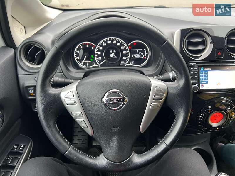 Хэтчбек Nissan Note 2013 в Луцке